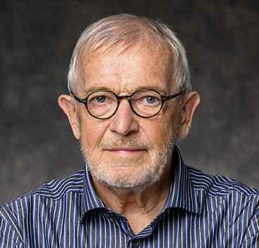 Pioneer of IceCube neutrino detector wins physics Nobel